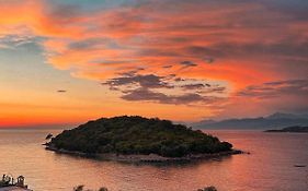 Villa Earta & Leo Ksamil